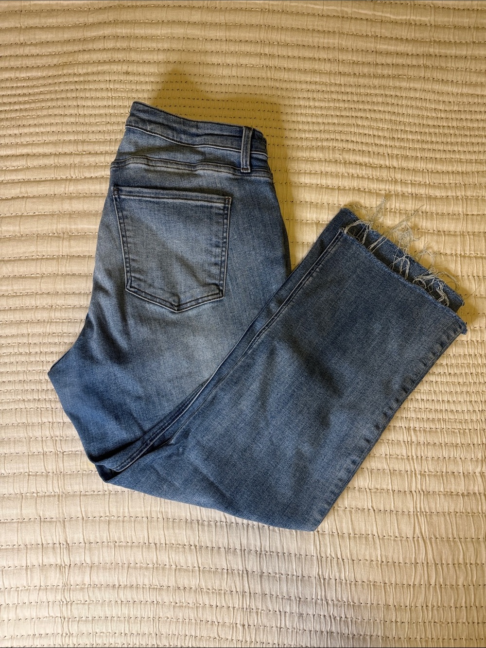 Kut from the Kloth Distressed Hem Ankle Jeans - Blue